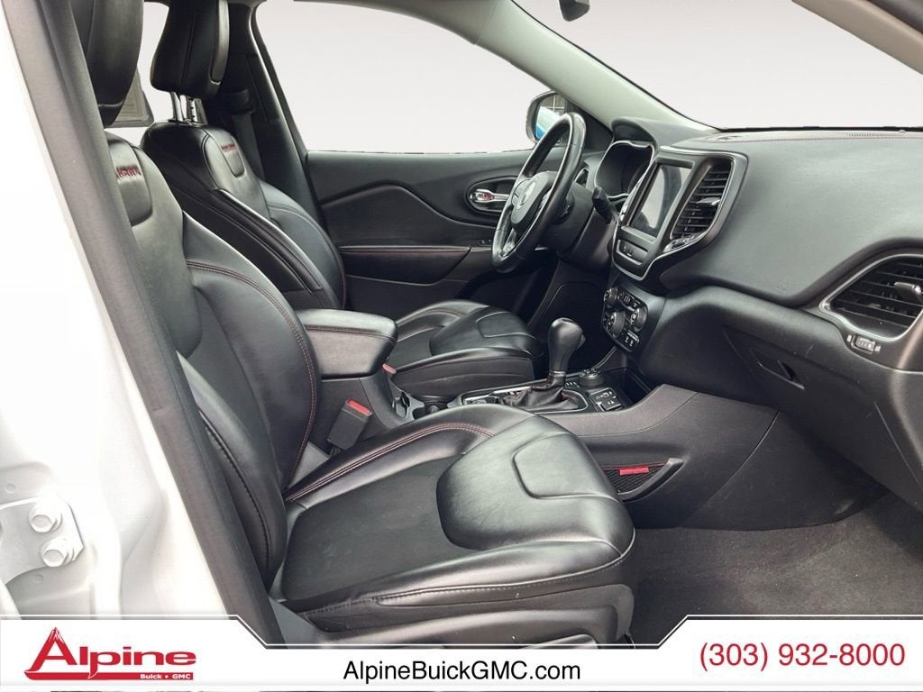 2019 Jeep Cherokee Trailhawk