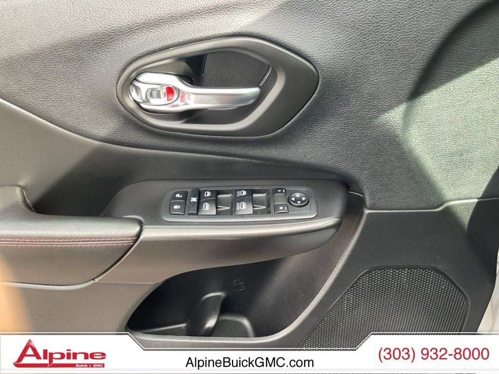 2019 Jeep Cherokee Trailhawk