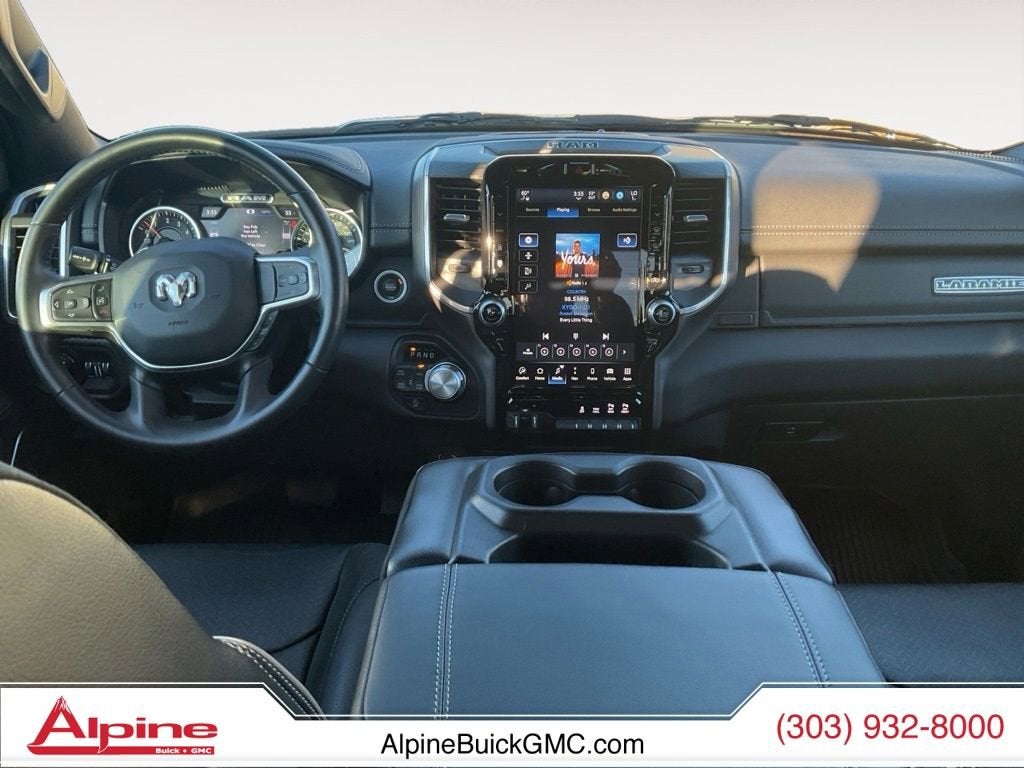 2023 RAM 1500 Laramie Crew Cab 4x4 5'7" Box