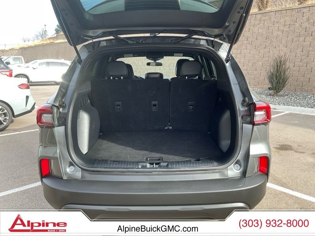 2025 Ford Escape ST-Line