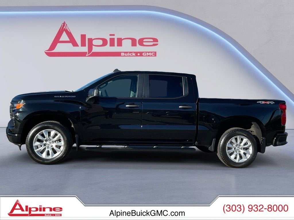 2023 Chevrolet Silverado 1500 Custom