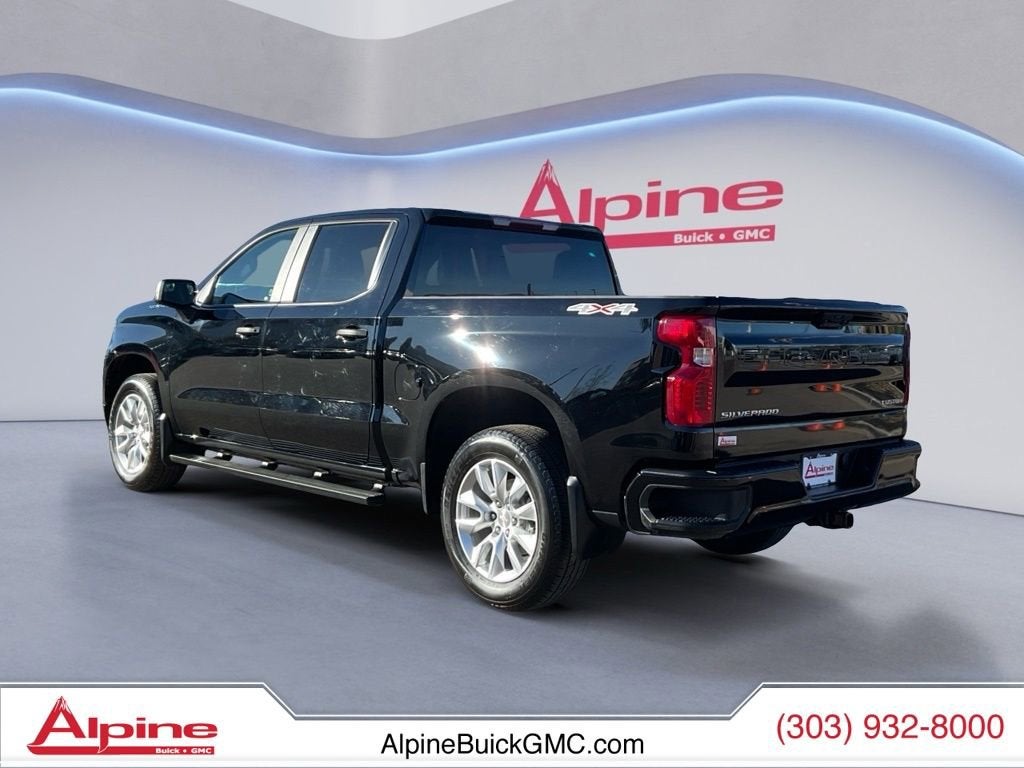 2023 Chevrolet Silverado 1500 Custom