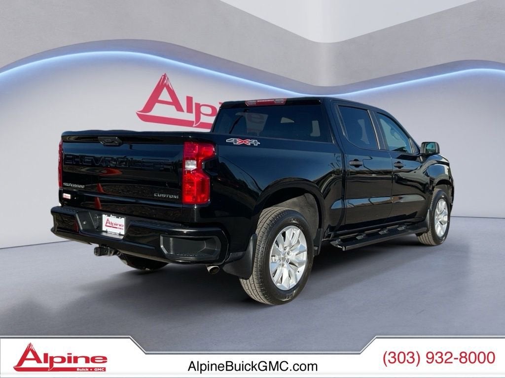 2023 Chevrolet Silverado 1500 Custom