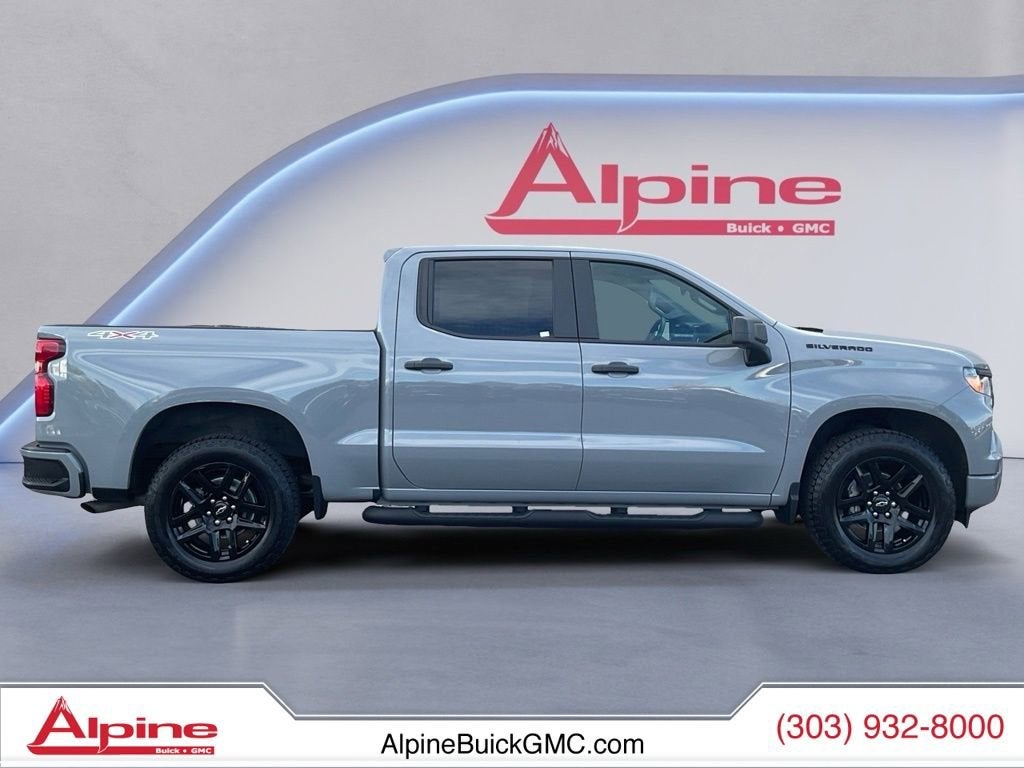 2024 Chevrolet Silverado 1500 Custom