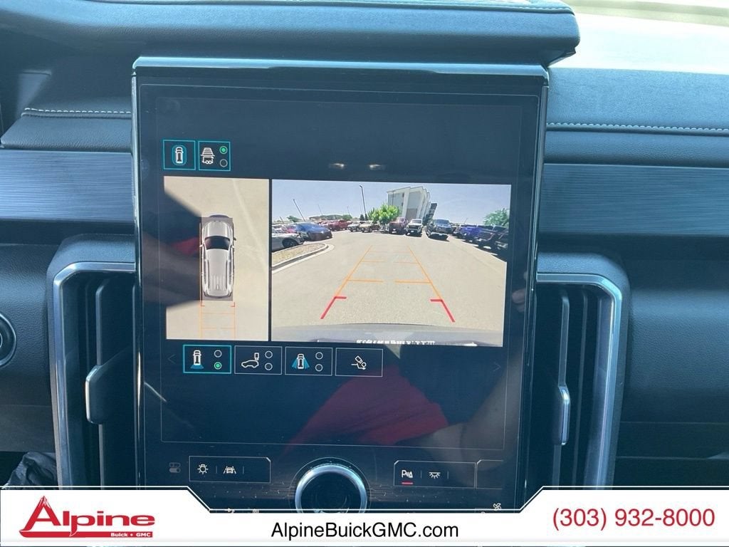 2024 GMC Acadia Elevation