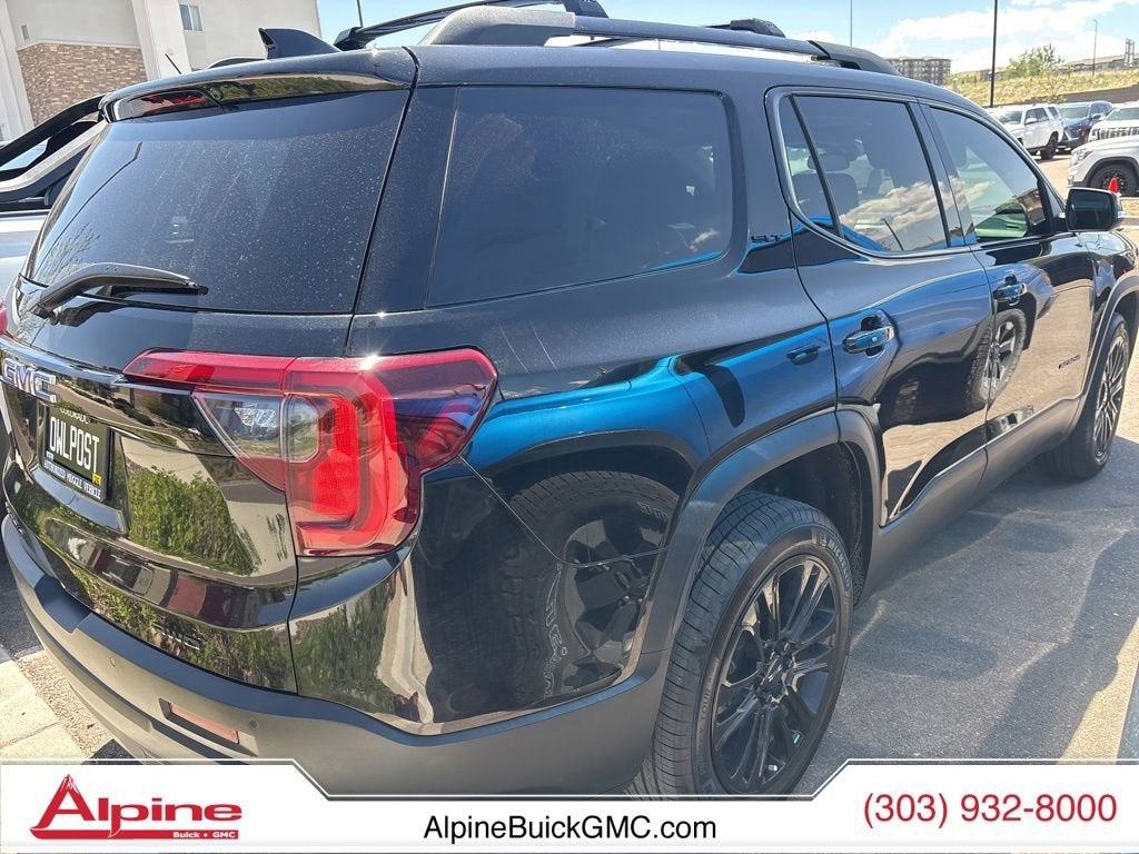 2023 GMC Acadia SLT