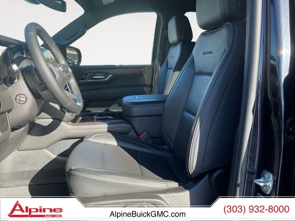 2025 GMC Yukon Denali