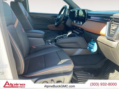 2025 GMC Canyon AT4