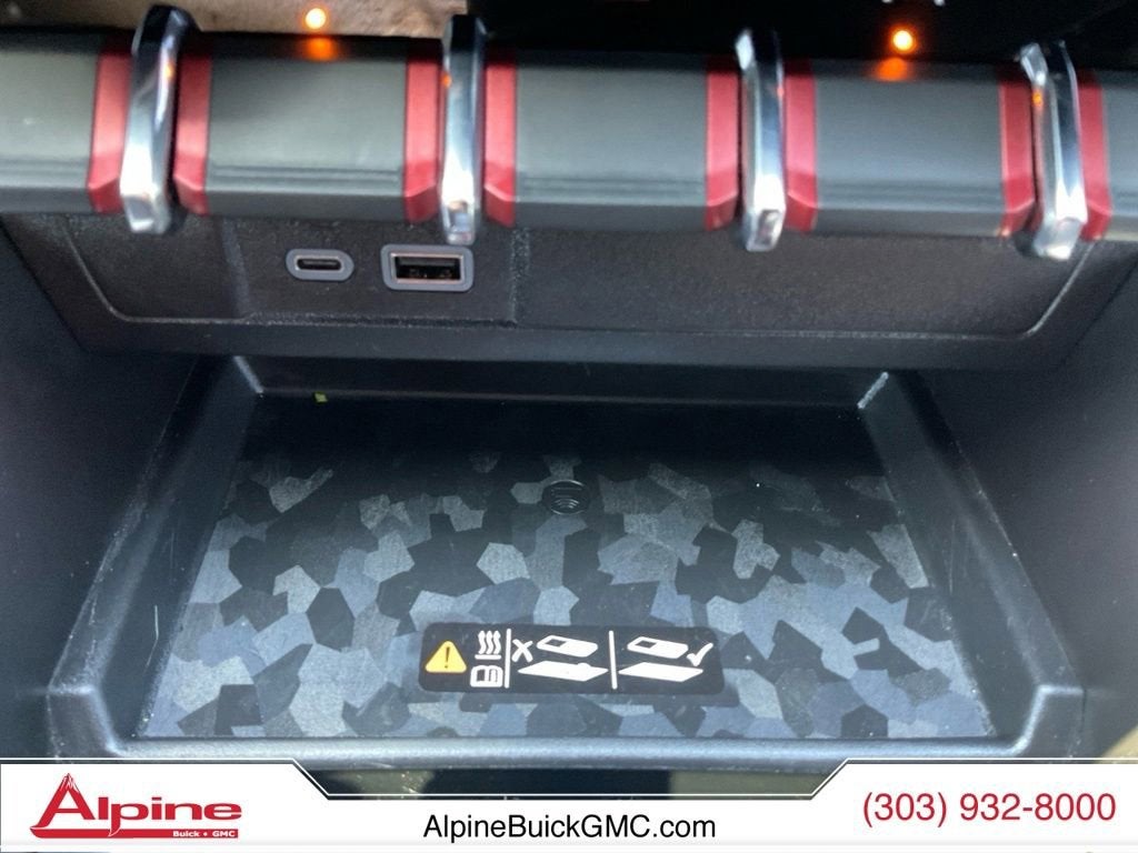 2025 GMC Canyon AT4