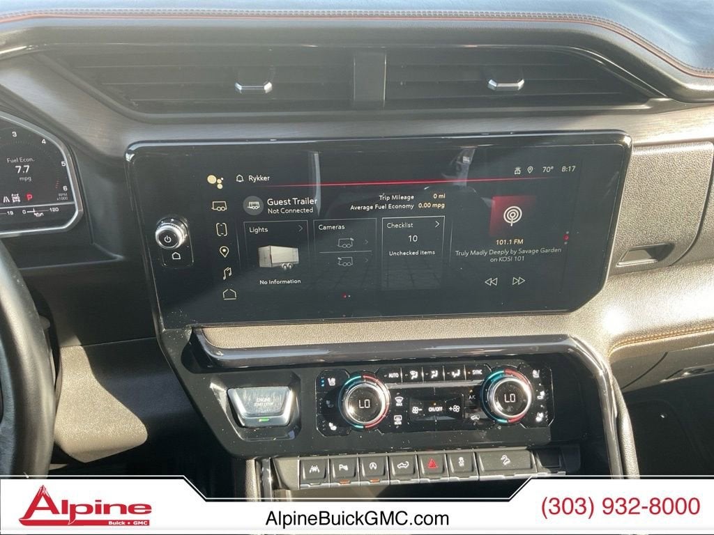 2024 GMC Sierra 1500 AT4