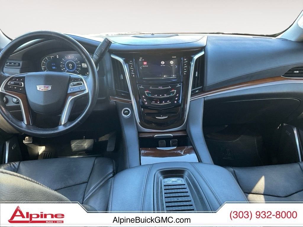 2020 Cadillac Escalade Luxury