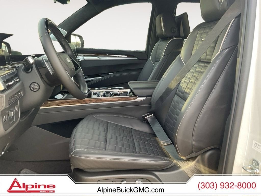 2025 Cadillac Escalade Sport Platinum