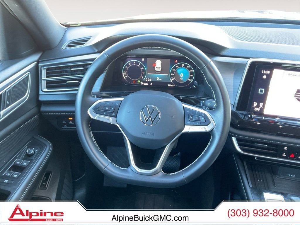 2025 Volkswagen Atlas Cross Sport 2.0T SE w/Technology