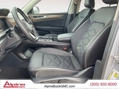 2025 Volkswagen Atlas 2.0T SE w/Technology