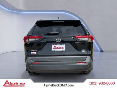 2020 Toyota RAV4 XLE
