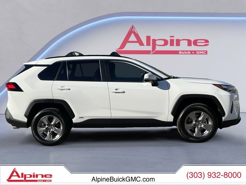 2025 Toyota RAV4 Hybrid XLE