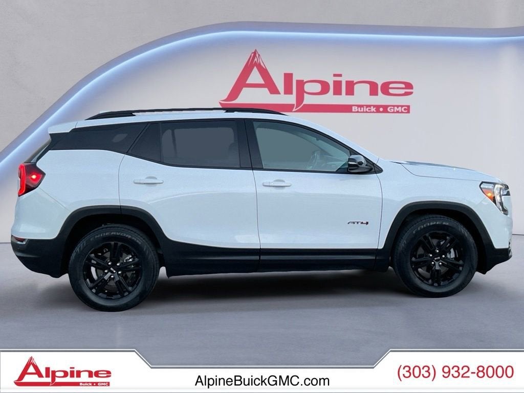 2024 GMC Terrain AT4