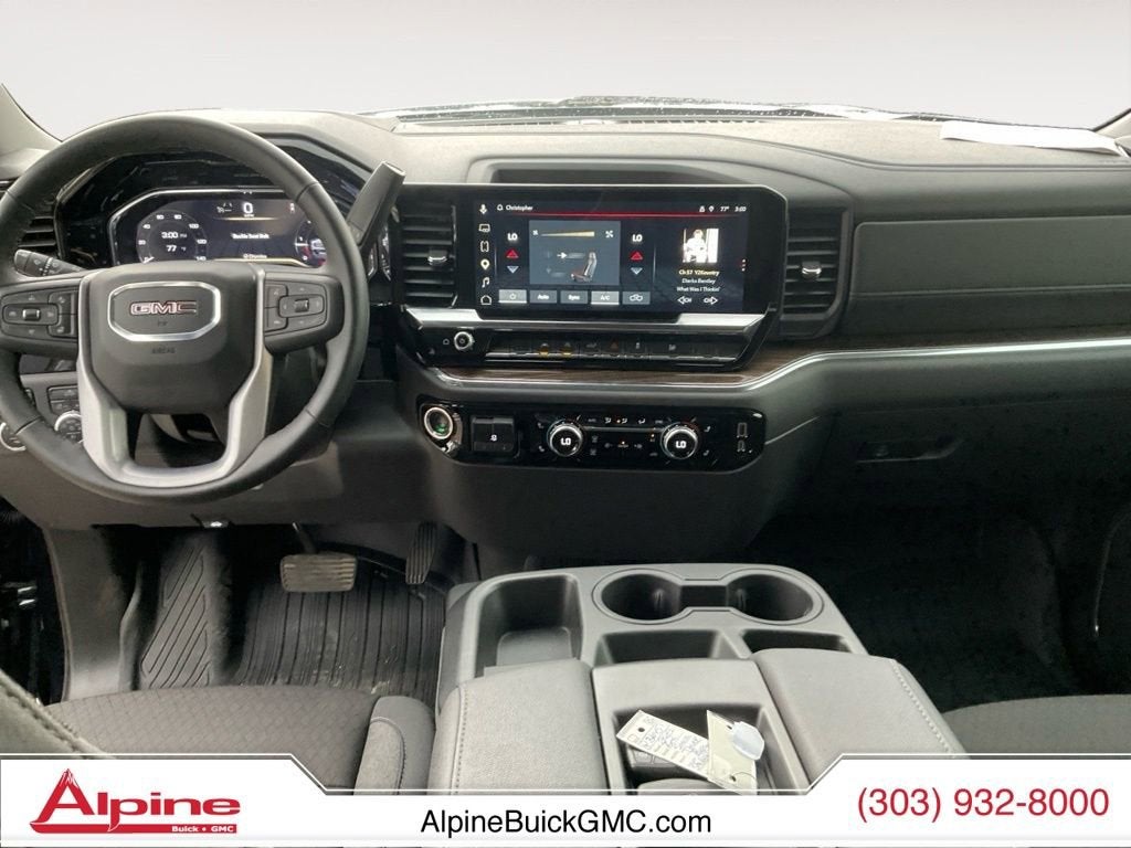 2025 GMC Sierra 1500 Elevation