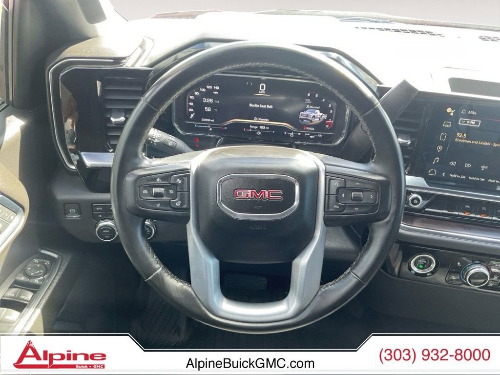 2024 GMC Sierra 1500 SLT