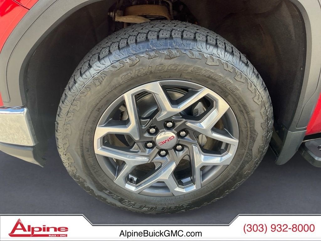 2024 GMC Sierra 1500 SLT