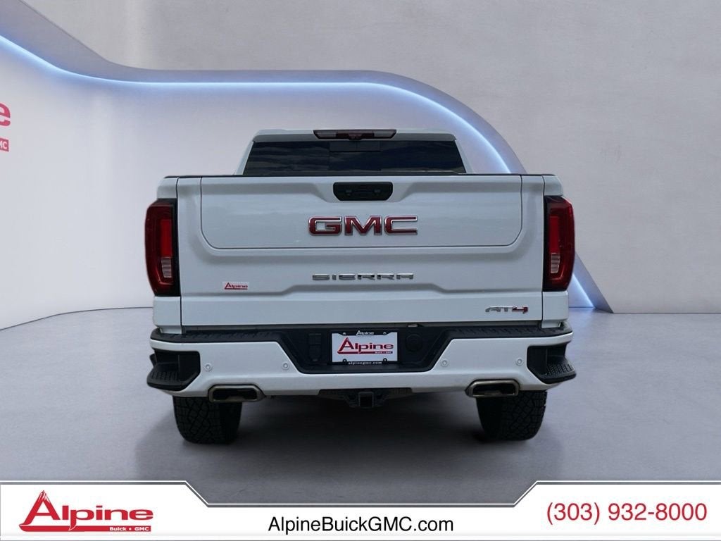 2023 GMC Sierra 1500 AT4