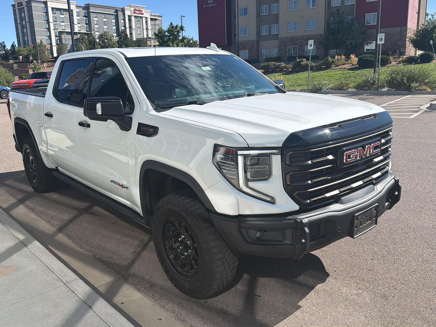 2024 GMC Sierra 1500 AT4X