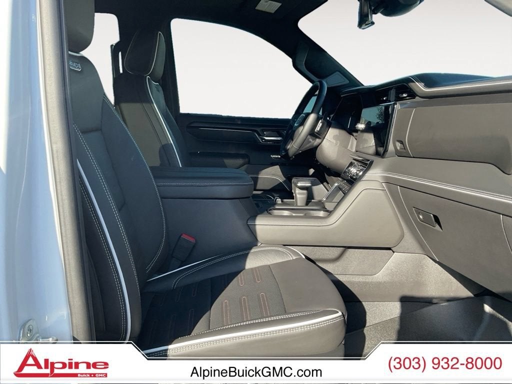 2025 GMC Sierra 1500 AT4X