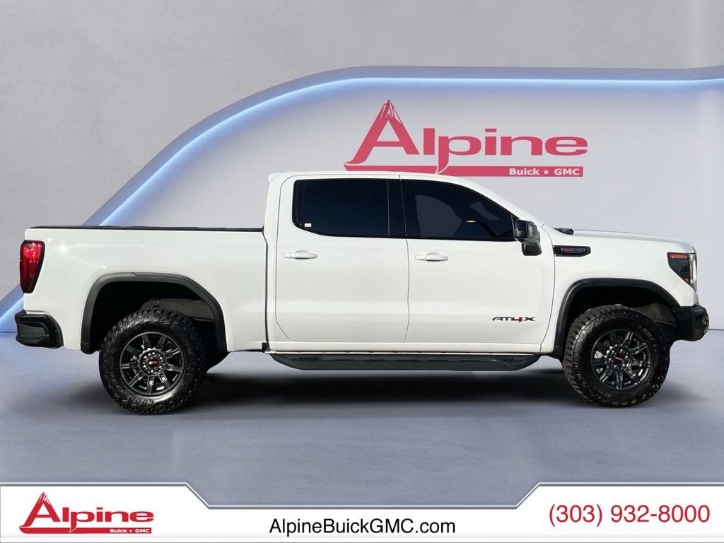 2025 GMC Sierra 1500 AT4X