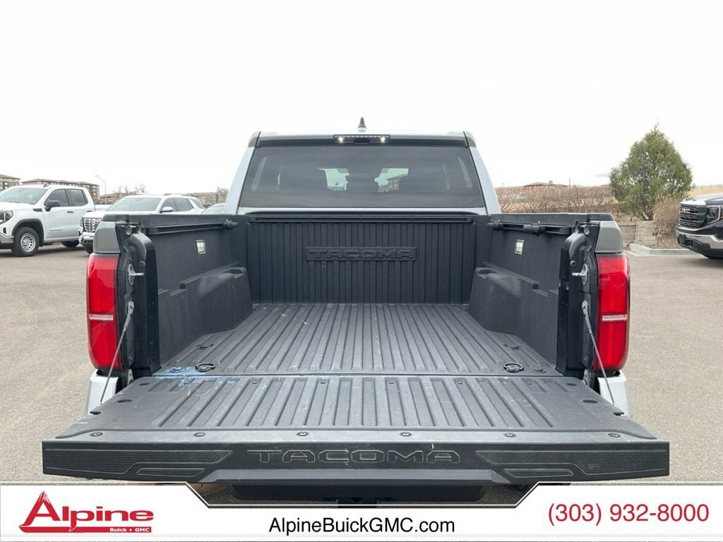 2024 Toyota Tacoma 4WD SR5