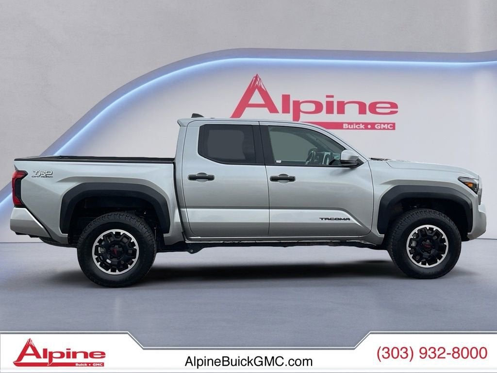 2024 Toyota Tacoma 4WD SR5