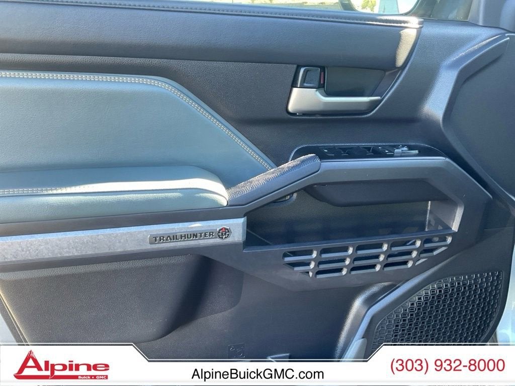 2025 Toyota Tacoma Hybrid Trailhunter