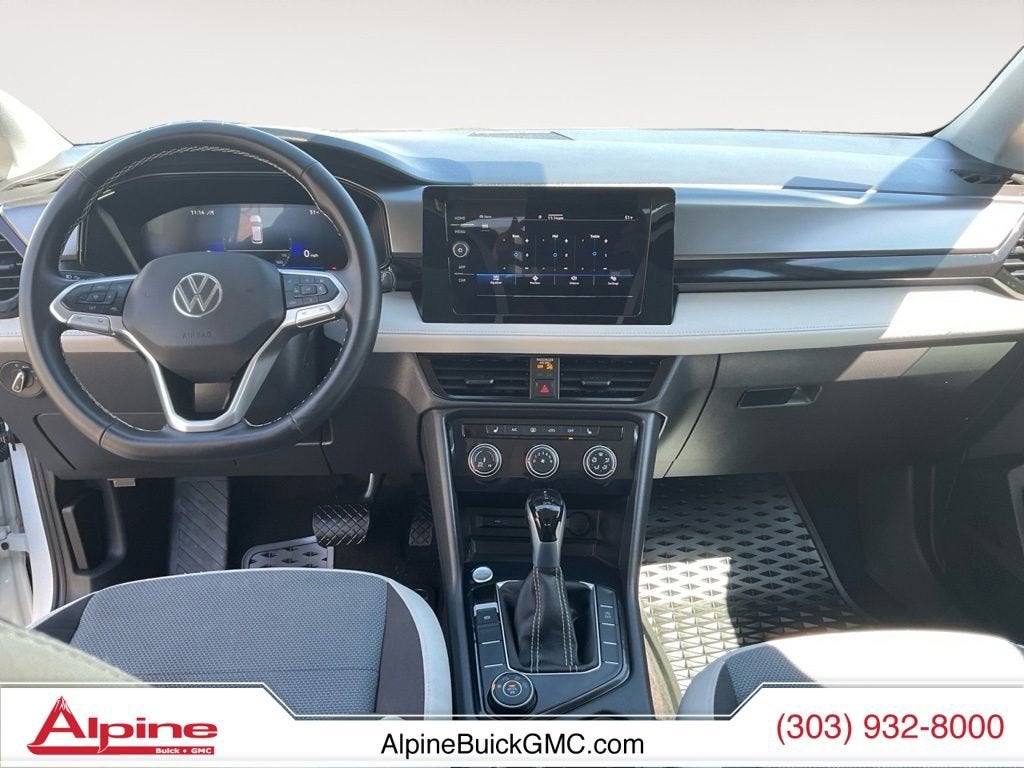 2025 Volkswagen Taos S