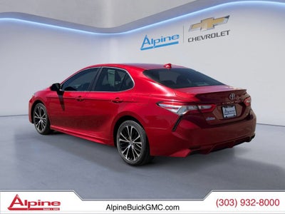 2020 Toyota Camry SE