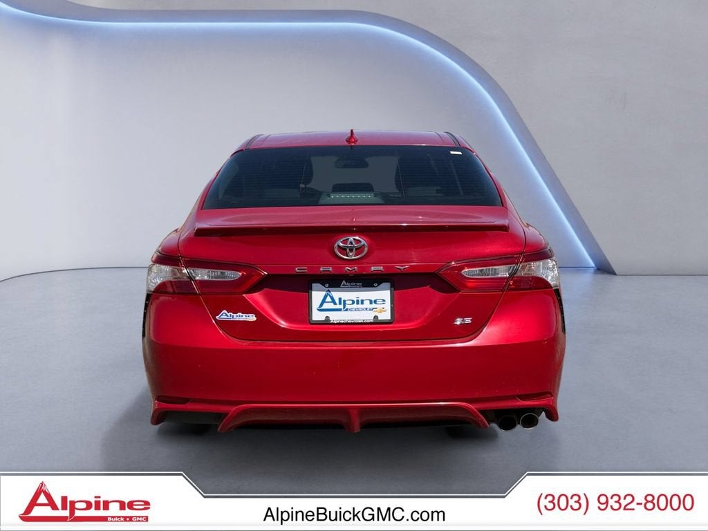2020 Toyota Camry SE