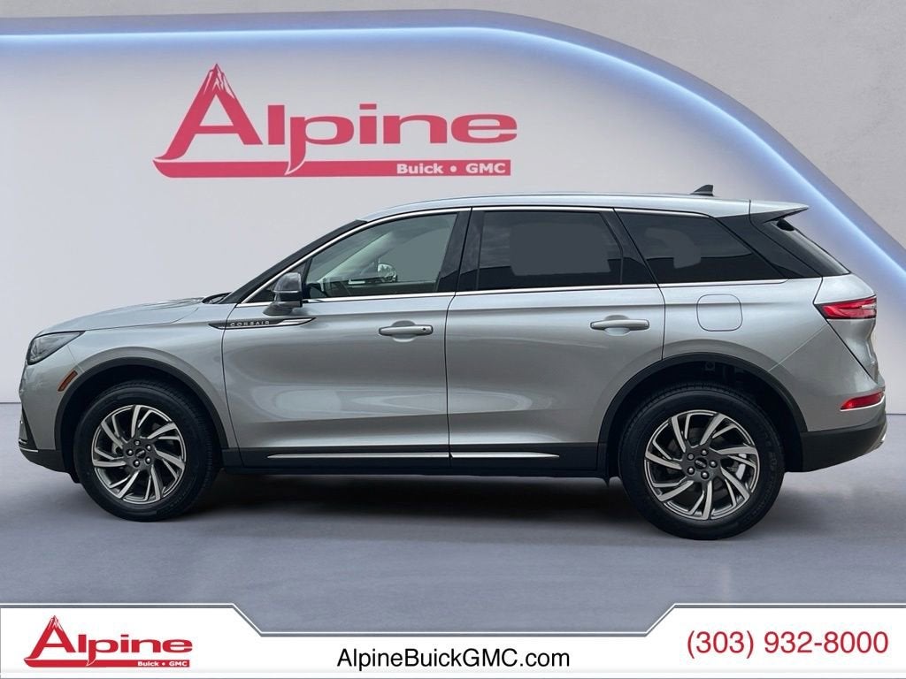 2023 Lincoln Corsair Standard