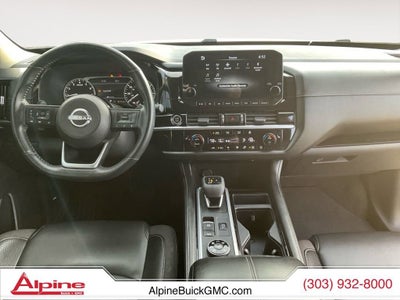 2022 Nissan Pathfinder SL 4WD