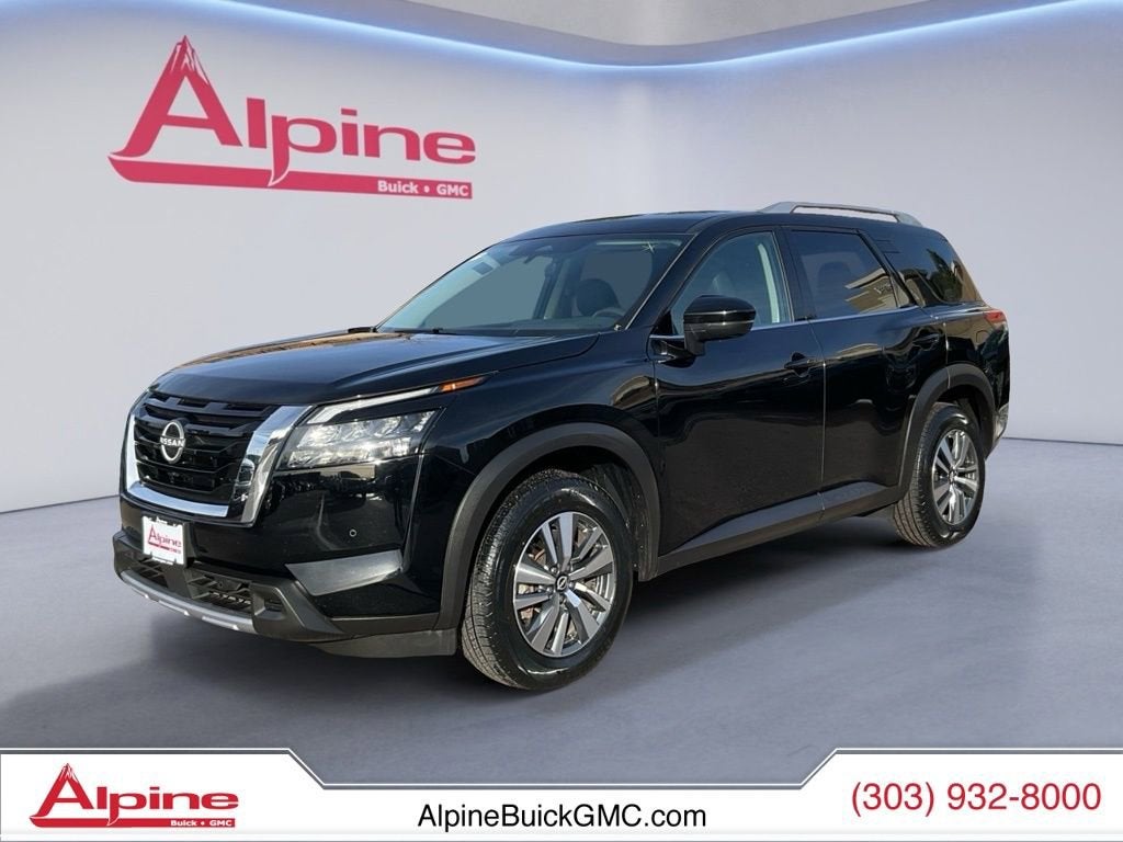 2025 Nissan Pathfinder SL