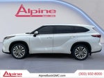 2025 Toyota Highlander Platinum