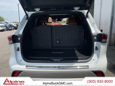 2025 Toyota Highlander Platinum
