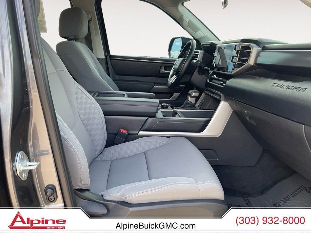 2024 Toyota Tundra 4WD SR5