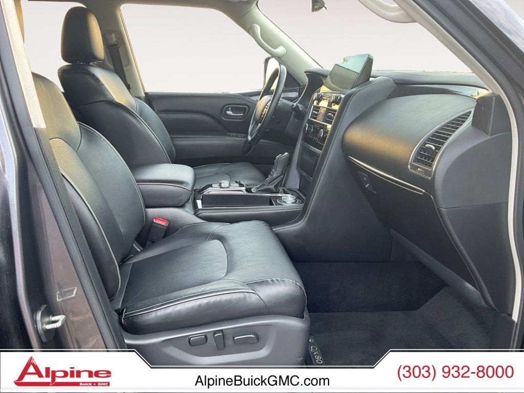 2024 INFINITI QX80 LUXE