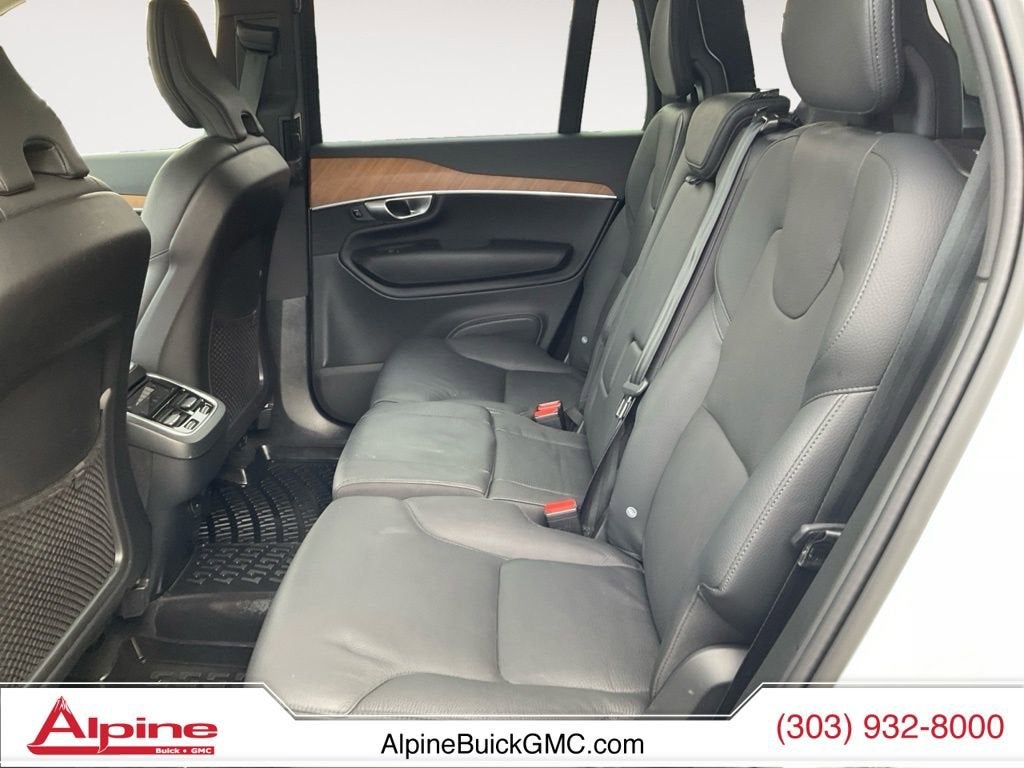 2024 Volvo XC90 Plus Bright Theme