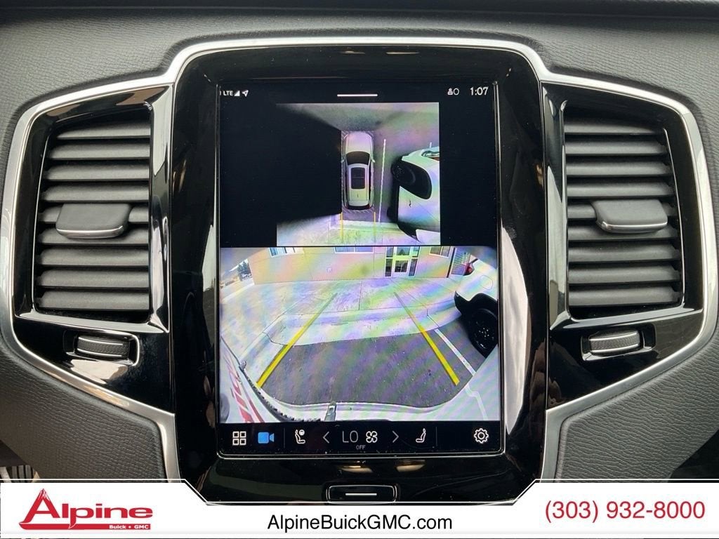 2024 Volvo XC90 Plus Bright Theme