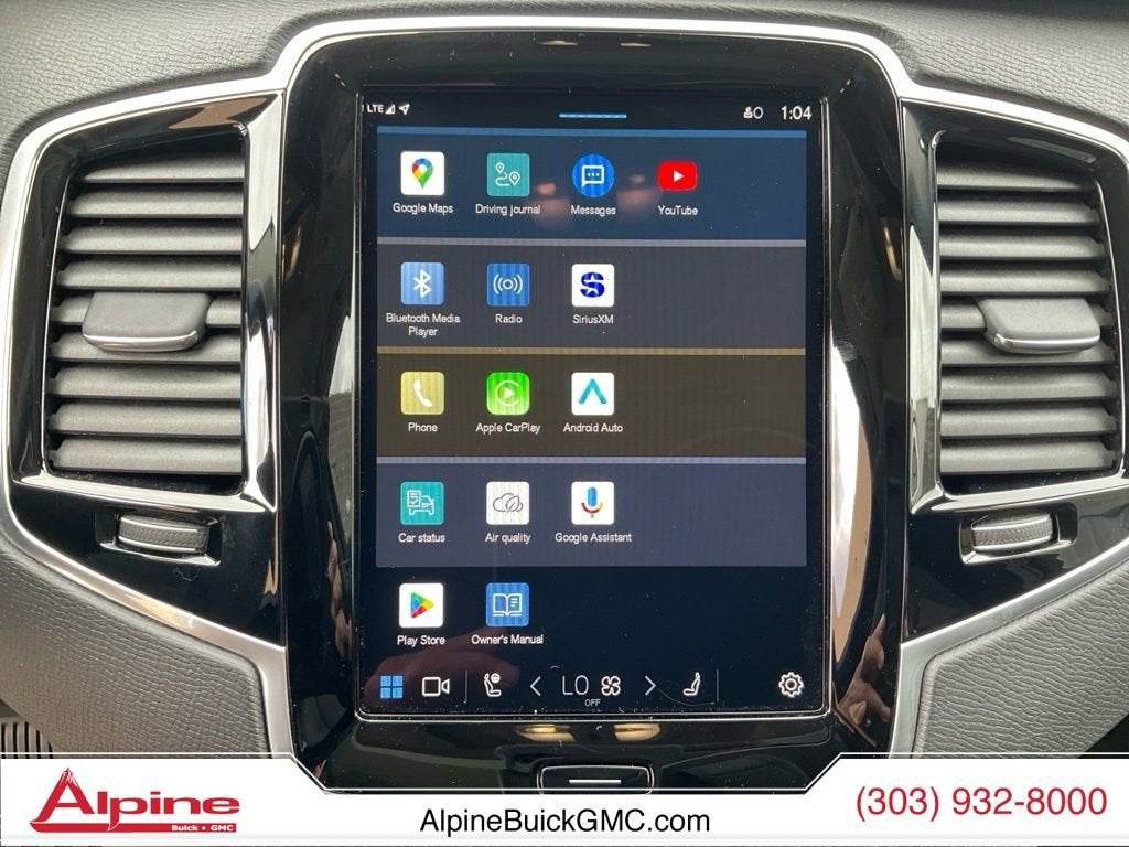 2024 Volvo XC90 Plus Bright Theme