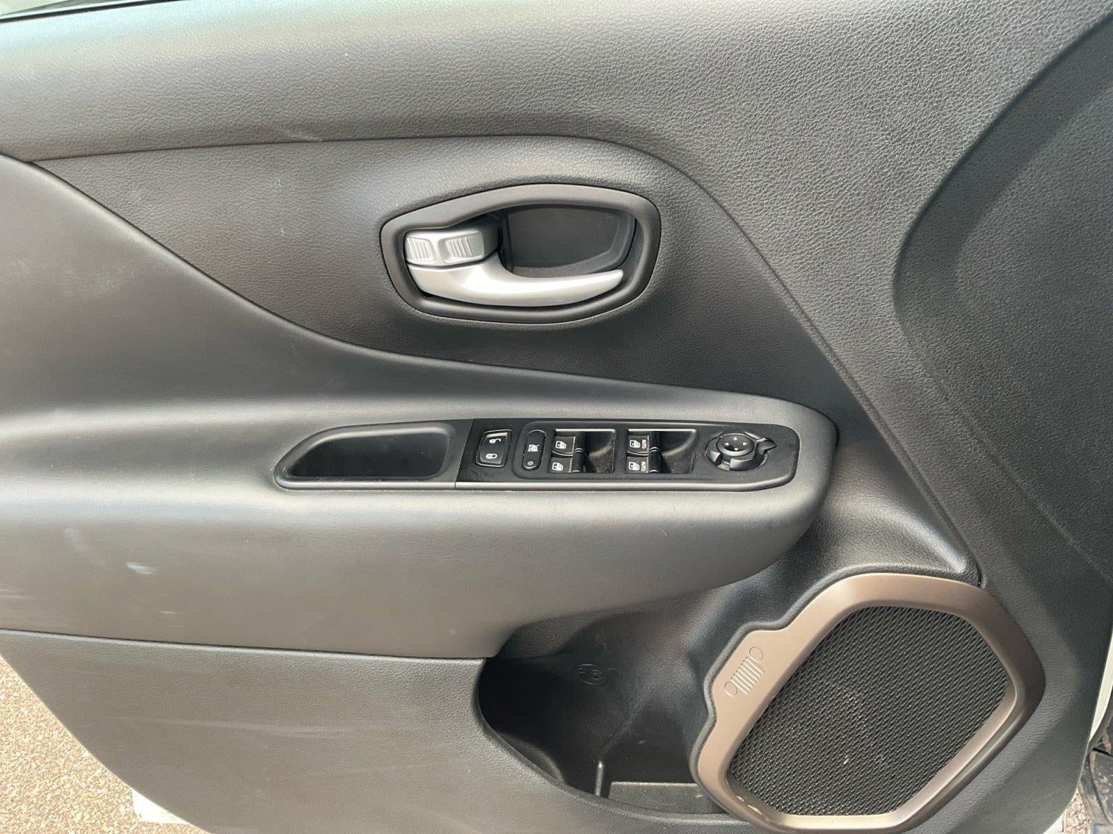 2023 Jeep Renegade Upland