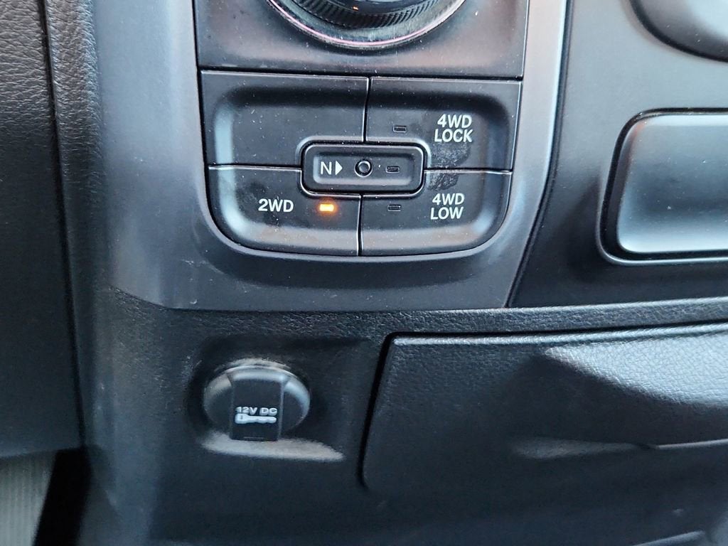 2024 RAM 1500 Classic SLT