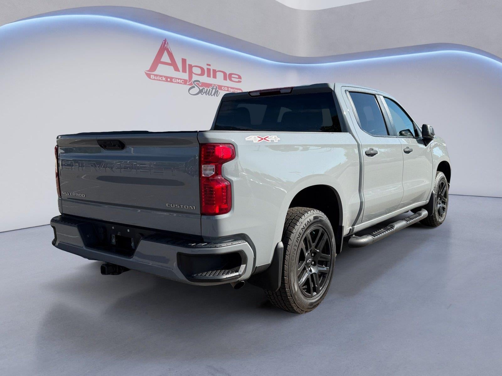 2024 Chevrolet Silverado 1500 Custom