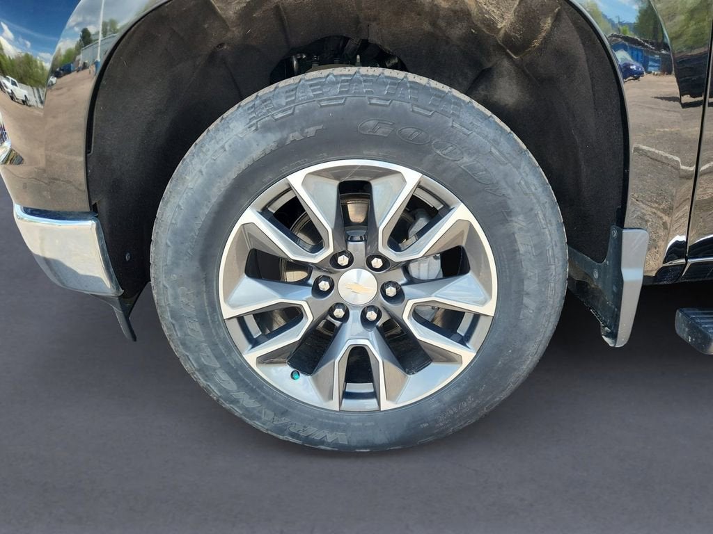 2023 Chevrolet Silverado 1500 LT (2FL)