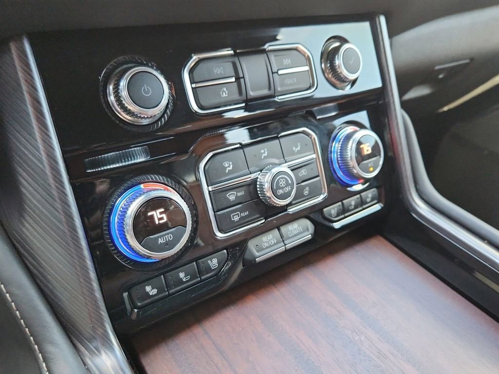 2023 GMC Yukon XL Denali Ultimate