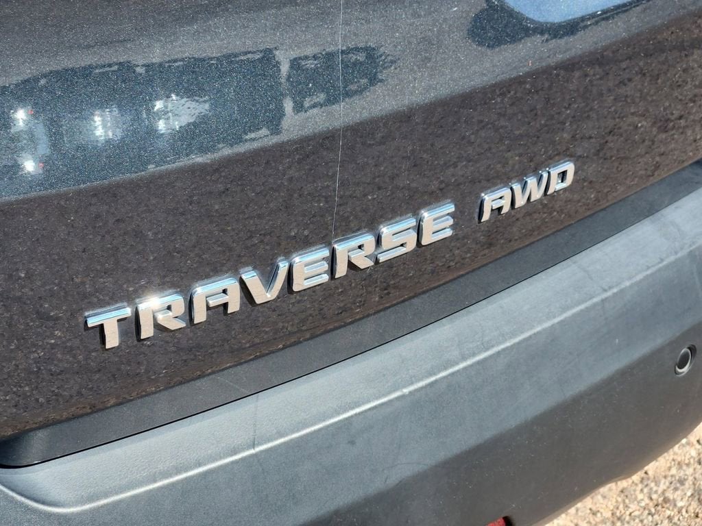 2021 Chevrolet Traverse LT Cloth